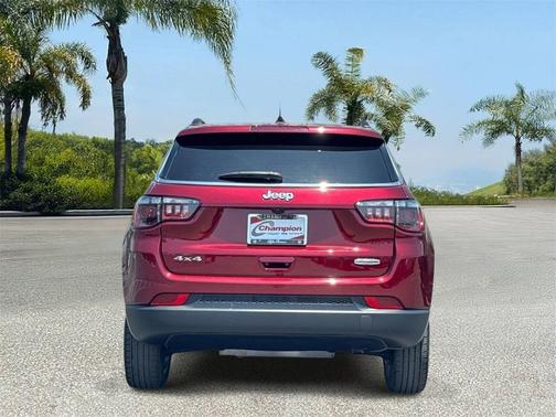 Velvet Red Pearlcoat 2022 Jeep Compass Latitude Lux