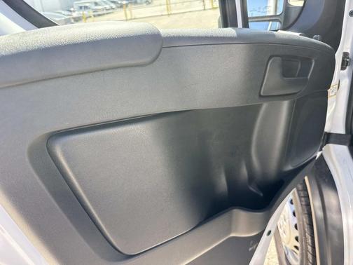 Bright White Clearcoat 2026 RAM ProMaster 1500 Low Roof