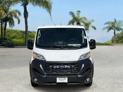 Bright White Clearcoat 2026 RAM ProMaster 1500 Low Roof