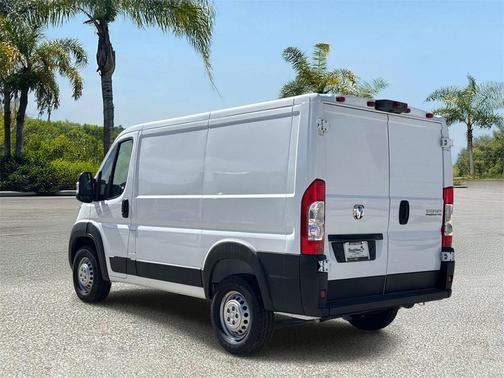 Bright White Clearcoat 2026 RAM ProMaster 1500 Low Roof