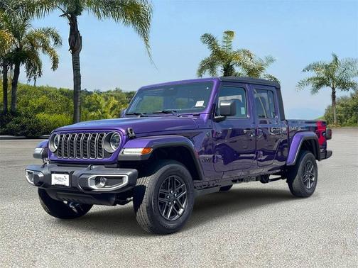 Reign 2026 Jeep Gladiator Sport S