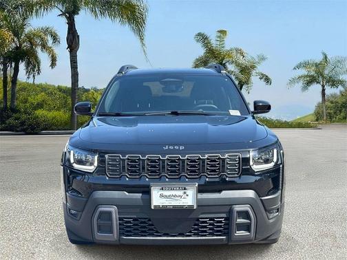 Diamond Black Crystal Pearlcoat 2026 Jeep Cherokee Limited