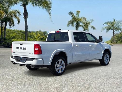 Bright White Clearcoat 2026 RAM 1500 Big Horn/Lone Star