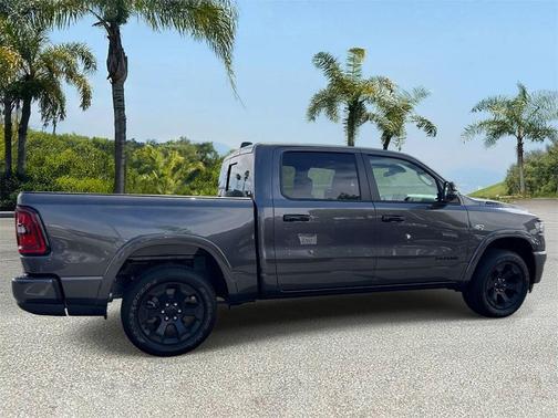 Granite Crystal Metallic Clearcoat 2026 RAM 1500 Big Horn/Lone Star