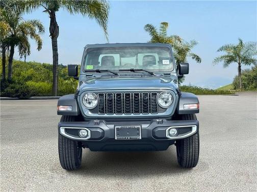 Anvil Clearcoat 2026 Jeep Gladiator Sport