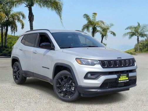 Silver Zynith Metallic Clearcoat 2026 Jeep Compass Sport