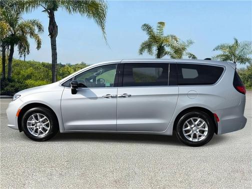 Silver Mist Clearcoat 2026 Chrysler Pacifica L