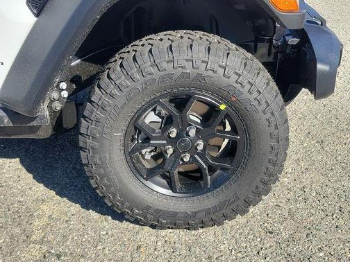 Bright White Clearcoat 2026 Jeep Wrangler Willys