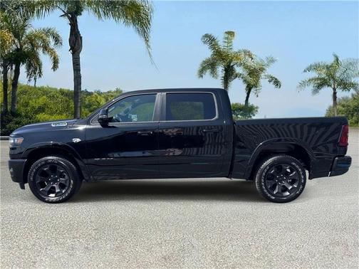 Diamond Black Crystal Pearlcoat 2026 RAM 1500 Big Horn/Lone Star