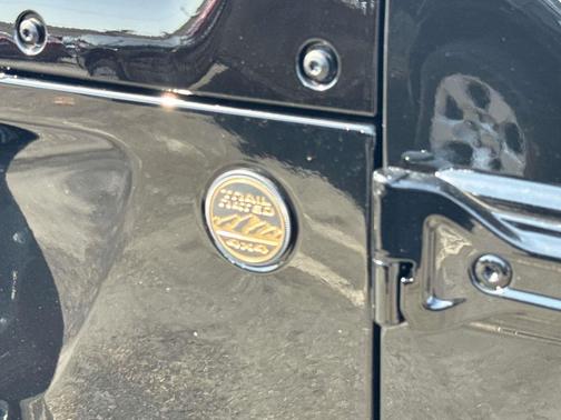 Black Clearcoat 2026 Jeep Wrangler 4-Door 85th Anniversary Edition