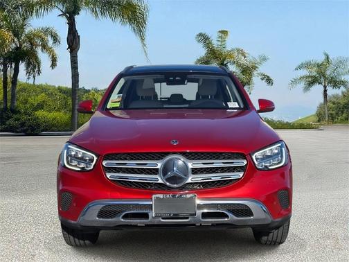 MANUFAKTUR Cardinal Red Metallic 2022 Mercedes-Benz GLC 300 Base