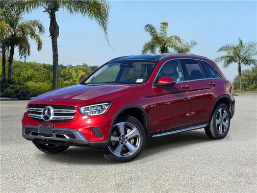 MANUFAKTUR Cardinal Red Metallic 2022 Mercedes-Benz GLC 300 Base