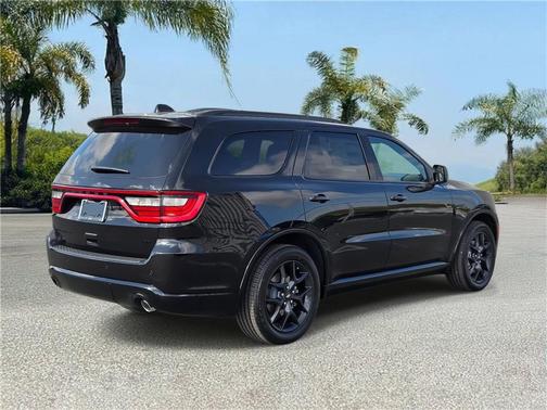 Diamond Black Clear Coat 2026 Dodge Durango GT AWD HEMI V8