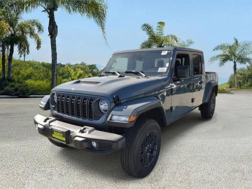 Anvil Clearcoat 2026 Jeep Gladiator Sport S