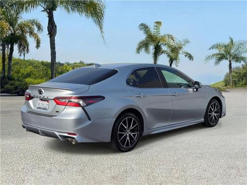 Celestial Silver Metallic 2024 Toyota Camry SE