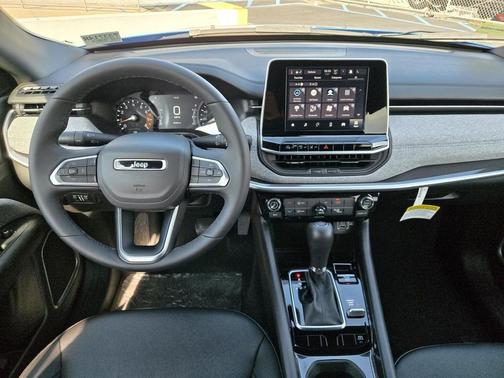 Hydro Blue Pearlcoat 2025 Jeep Compass Latitude