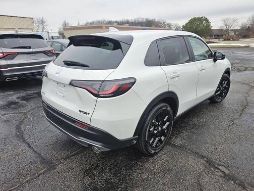 2024 Honda HR-V Sport AWD 4dr Crossover