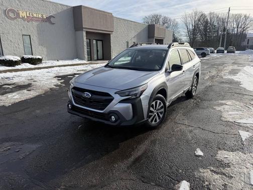 2025 Subaru Outback Premium