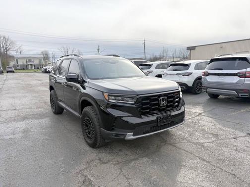2025 Honda Pilot TrailSport AWD 4dr SUV