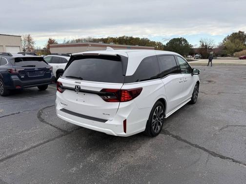 2025 Honda Odyssey Elite 4dr Mini Van