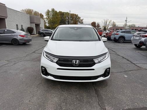2025 Honda Odyssey Elite 4dr Mini Van