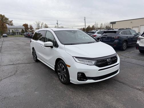 2025 Honda Odyssey Elite 4dr Mini Van