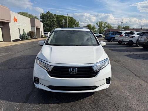 2022 Honda Odyssey Touring 4dr Mini Van