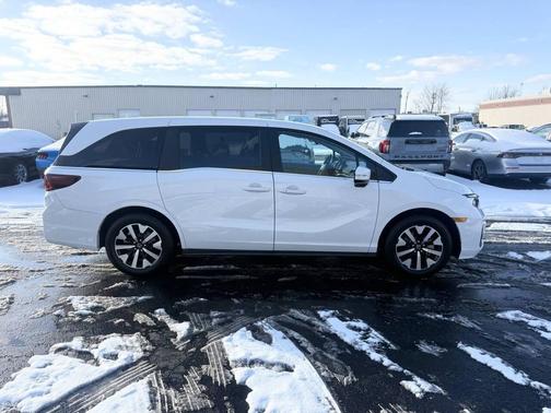 2025 Honda Odyssey EX L 4dr Mini Van