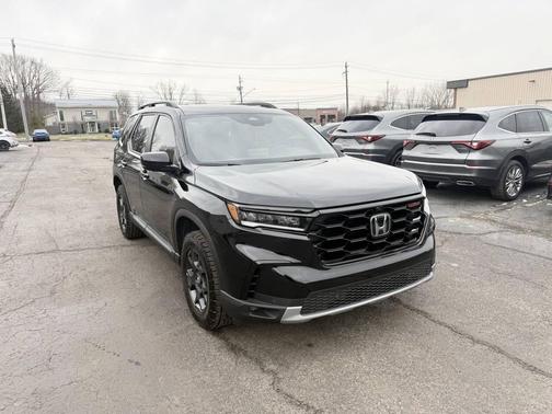 2025 Honda Pilot TrailSport AWD 4dr SUV