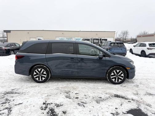 2025 Honda Odyssey EX L 4dr Mini Van