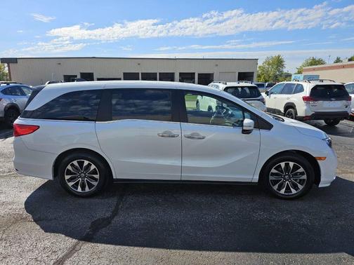 2022 Honda Odyssey EX L 4dr Mini Van