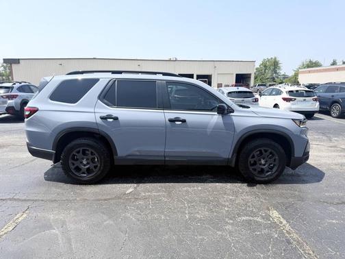 2025 Honda Pilot TrailSport AWD 4dr SUV