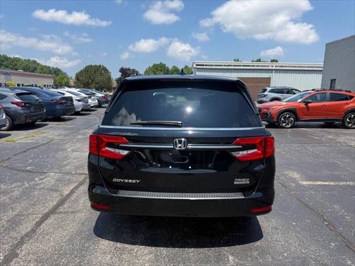 2024 Honda Odyssey Touring 4dr Mini Van