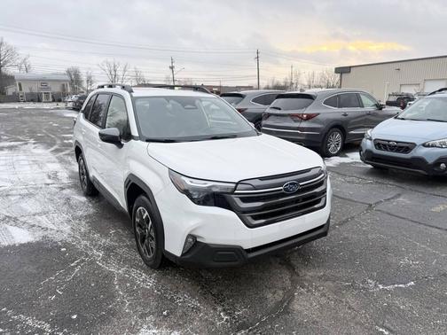 2025 Subaru Forester Premium