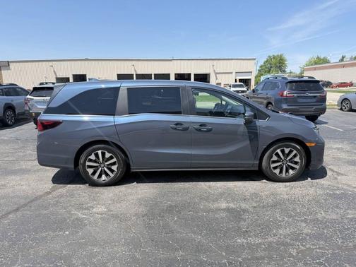 Smoke Blue Pearl 2025 Honda Odyssey EX-L