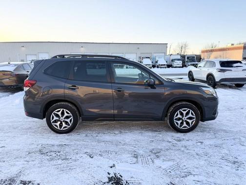 2024 Subaru Forester Premium