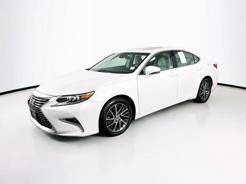 Eminent White Pearl 2017 Lexus ES 350 Base