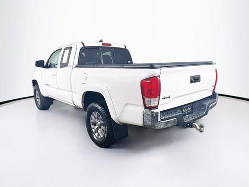 2016 Toyota Tacoma SR5