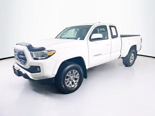 2016 Toyota Tacoma SR5