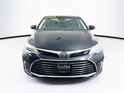 Midnight Black Metallic 2017 Toyota Avalon Limited