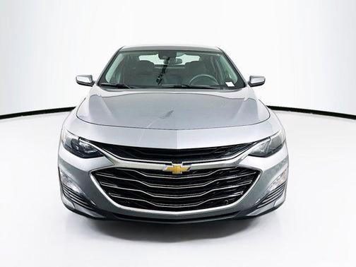 Sterling Gray Metallic 2024 Chevrolet Malibu LT