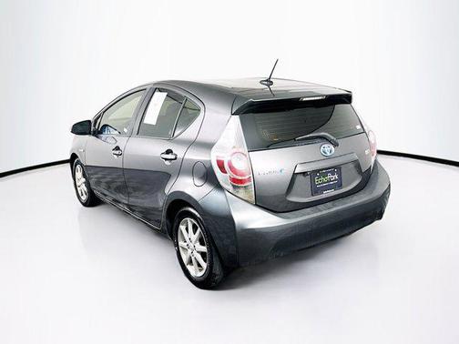 Magnetic Gray Metallic 2013 Toyota Prius c Three