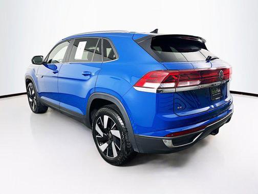 2025 Volkswagen Atlas Cross Sport 2.0T SE w/Technology