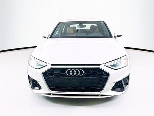 2023 Audi A4 45 S line Premium Plus