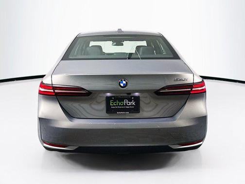 2024 BMW 530 i