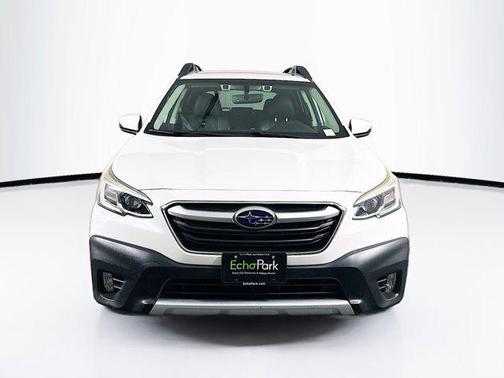 Crystal White Pearl 2020 Subaru Outback Limited