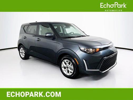Gravity Gray 2025 Kia Soul LX