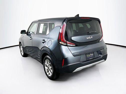 Gravity Gray 2025 Kia Soul LX