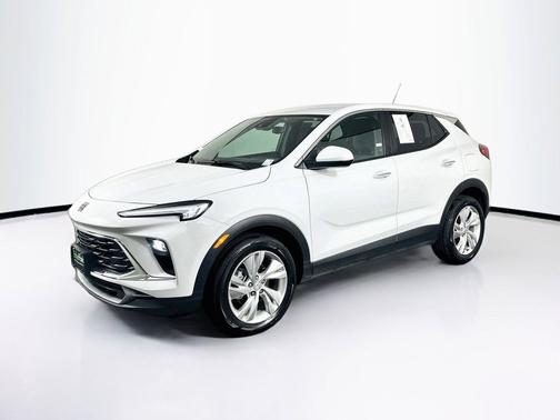 Summit White 2025 Buick Encore GX Preferred
