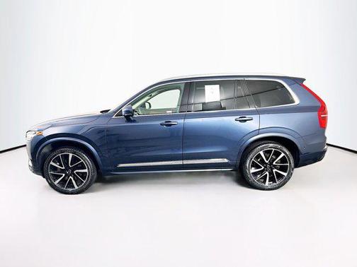 2023 Volvo XC90 Plus